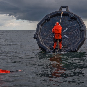 zaloga-okretu-ratowniczego-ORP-Zbyszko