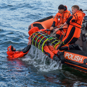 zaloga-okretu-ratowniczego-ORP-Zbyszko