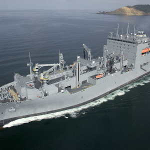 Okręt-zaopatrzeniowy-US-Navy-USNS-Robert-E.-Peary