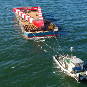 Transport suwnicy Konecranes drogą morską