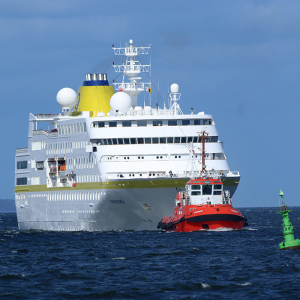 Statek pasażerski Hamburg w Porcie Gdańsk