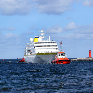 Statek pasażerski Hamburg w Porcie Gdańsk