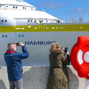 Statek pasażerski Hamburg w Porcie Gdańsk
