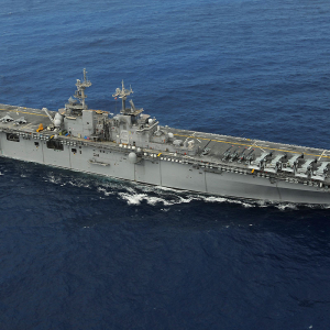 USS Kearsarge (LHD-3) - okręt flagowy Kearsarge Amphibious Ready Group