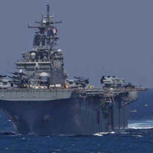 USS Kearsarge (LHD-3) - okręt flagowy Kearsarge Amphibious Ready Group