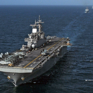 USS Kearsarge (LHD-3) - okręt flagowy Kearsarge Amphibious Ready Group