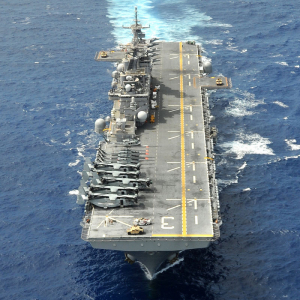 USS Kearsarge (LHD-3) - okręt flagowy Kearsarge Amphibious Ready Group
