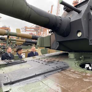 Uroczystość odbioru pierwszych koreańskich czołgów K2 oraz haubic K9
