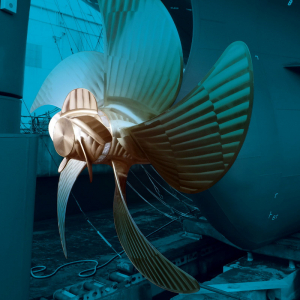 Mini-płetwy osadzone na kołpaku piasty śruby napędowej (Propeller Boss Cap Fins).  Fot.: MOL Techno Trade