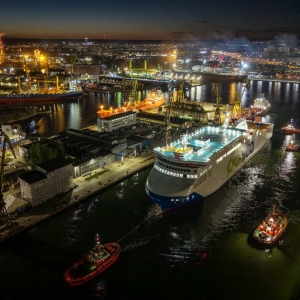 Powrót promu NB101 do stoczni po 12 dniach prób morskich w piątek 26 września. Fot.: Maciej Bielesz/PortalMorski.pl