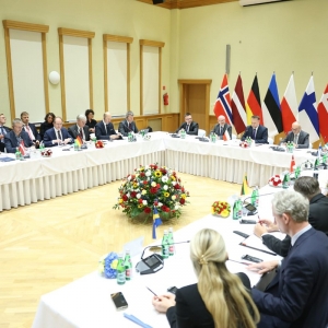 73e8b7eb-9a06-49a3-a5f6-6ba0b4c565e0