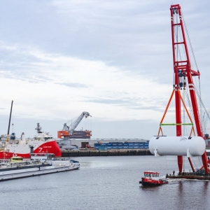 Zbiorniki wyprodukowane w Belgii zainstalowano na statku Carbon Destroyer 1 w stoczni Niestern Sander w porcie Delfzijl.