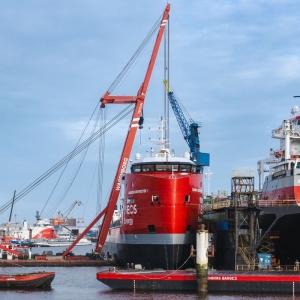 Zbiorniki wyprodukowane w Belgii zainstalowano na statku Carbon Destroyer 1 w stoczni Niestern Sander w porcie Delfzijl.