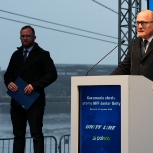 Uroczysty chrzest promu Jantar Unity w Szczecinie. 