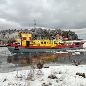 lodołamacz Manat na Wiśle.