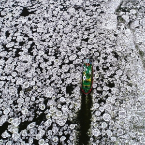 Lodołamacze na Wiśle.