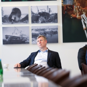 Obrady Forum Okrętowego w Sali Tradycji Gdańskiej Stoczni Remontowej, 15 kwietnia 2026 r.