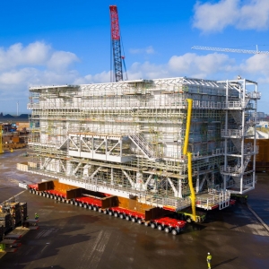 Topside B3 na placu.