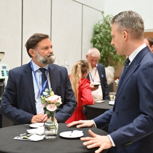 7 maja 2026 r. wiceminister infrastruktury Arkadiusz Marchewka uczestniczył w konferencji Europejskiej Organizacji Portów Morskich w Gdańsku.