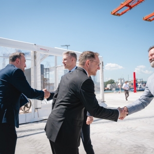 Uroczystość rozpoczęcia operacyjnej eksploatacji nowych suwnic w BCT Gdynia. Fot.: Tomek Kamiński