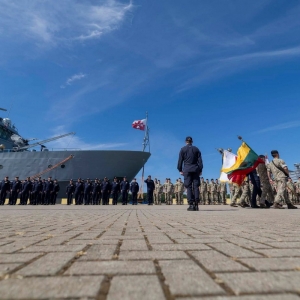 Ceremonia przekazania obowiązków odbyła się 30 czerwca w Kłajpedzie na Litwie. Zdjęcia: Lithuanian Navy