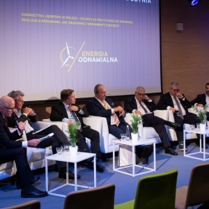 Panel energetyczny, poświęcony rozwijaniu elektrowni jądrowych na Pomorzu podczas Forum Gospodarki Morskiej Gdynia 2026. 