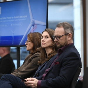 Uczestnicy debaty „Farma Baltic Power to dopiero początek – co dalej w polskiej energetyce wiatrowej na morzu?”