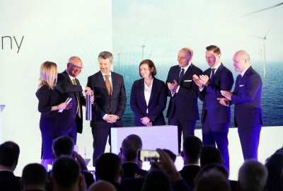 Kamień węgielny pod fabrykę dla morskich turbin wiatrowych firmy Vestas...