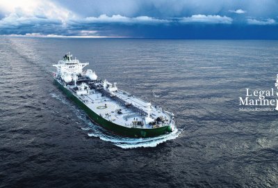 Status prawny marynarza w strefach wojny i w obliczu ataków pirackich