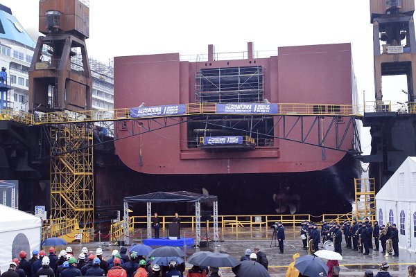 W Gdańskiej Stoczni Remontowa odbyło się wodowanie pierwszego promu dla PŻM