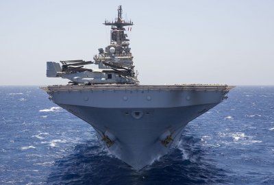 USS Kearsarge (LHD-3) - okręt flagowy Kearsarge Amphibious Ready Group