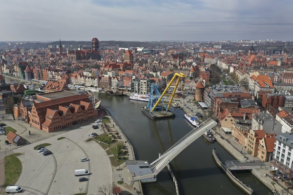 Dźwig pływający REM-220 na Motławie