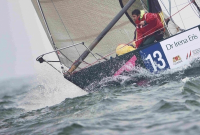 Deszczowe mistrzostwa Europy w żeglarstwie morskim [VIDEO]