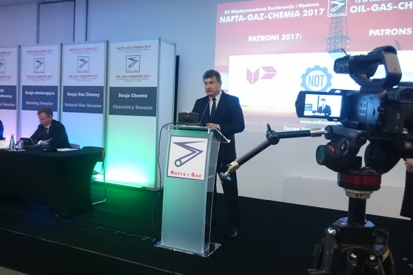 Zagrożenia i korzyści z unii energetycznej dla Polski