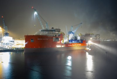  Wodowanie kablowca Nexans Electra w stoczni Ulstein Verft