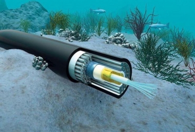 Badanie: rosnący poziom mórz zagraża podmorskim kablom internetowym