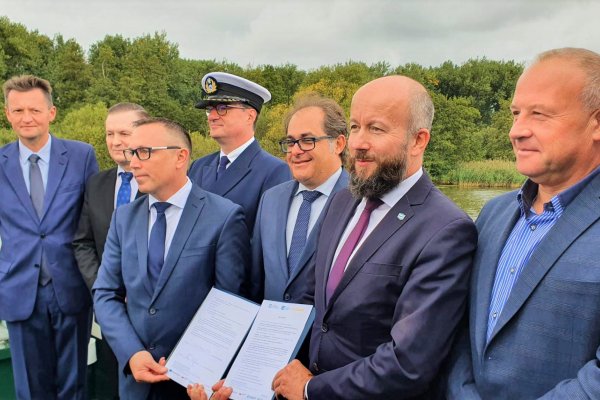 Przełomowa inwestycja dla zwiększenia ochrony przeciwpowodziowej w regionie Dolnej Odry...