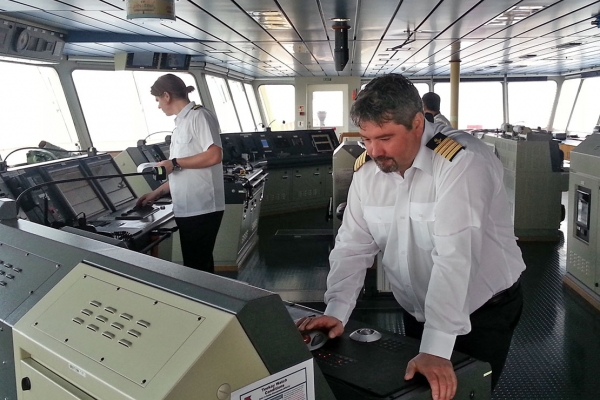 Polski kapitan na gazowcu z pierwszym eksportem LNG z USA do Europy