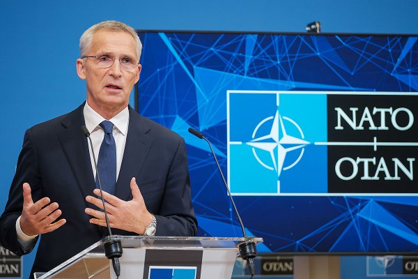 Jens Stoltenberg: NATO zwiększy ochronę infrastruktury krytycznej po sabotażu rurociągó...