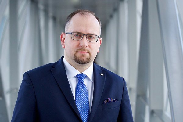 Dotychczasowy prezes Lotosu Paweł Majewski nowym prezesem PGNiG