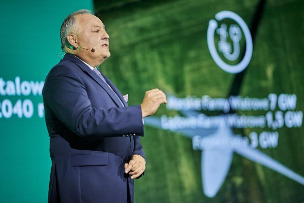 PGE przyspiesza transformację polskiej energetyki - zeroemisyjność już w 2040 r.