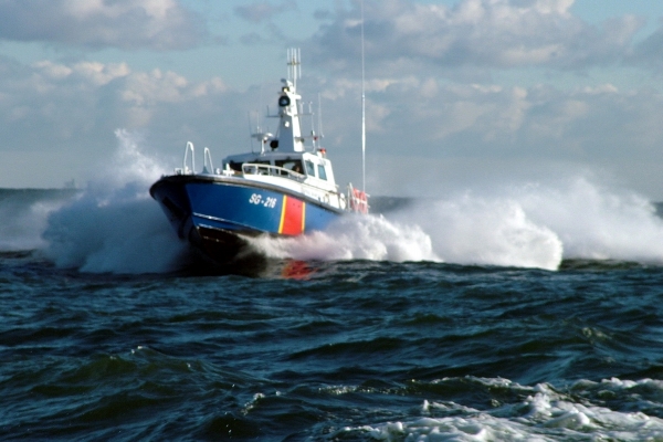 Cisza w eterze, przepełnienie jachtu i porzucone sieci...