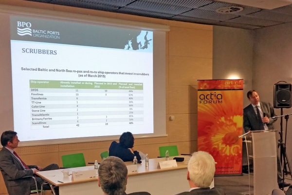 O dynamicznych zmianach europejskiego transportu i handlu w drugim dniu Transport Week