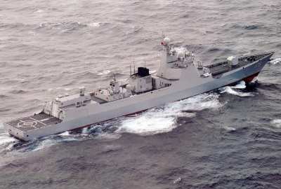 Chińskie okręty płyną na ćwiczenia na Bałtyku, jeden z trzech się zepsuł...