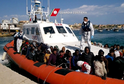 MSW Włoch: znaczny spadek napływu migrantów
