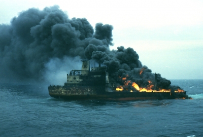 30 lat temu po pożarze zatonął zbiornikowiec Athenian Venture [VIDEO]