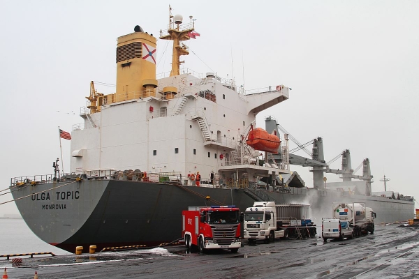 Do Portu Gdynia zawinął masowiec z podwyższonym stężeniem metanu w ładowniach