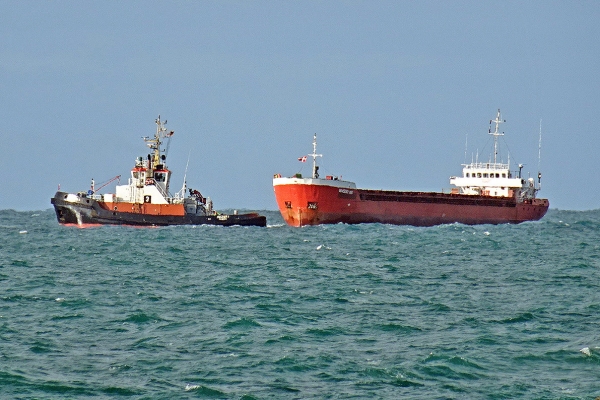 Awaryjne holowanie na Morzu Północnym