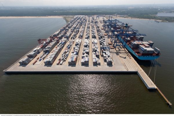 Kolejny armator korzysta z DCT. Hamburg Süd w DCT Gdańsk