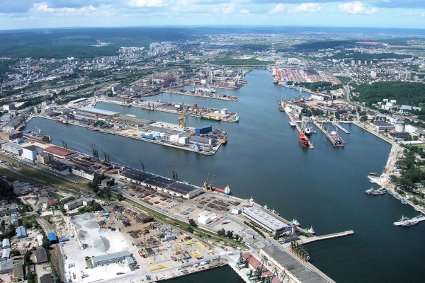 Gdynia: Port w Gdyni będzie miał 13,5 m głębokości